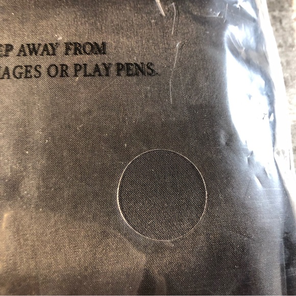 Halloween Reversible Cape Wal-Mart New One Size Black & Red 48"x22" - Picture 11 of 15